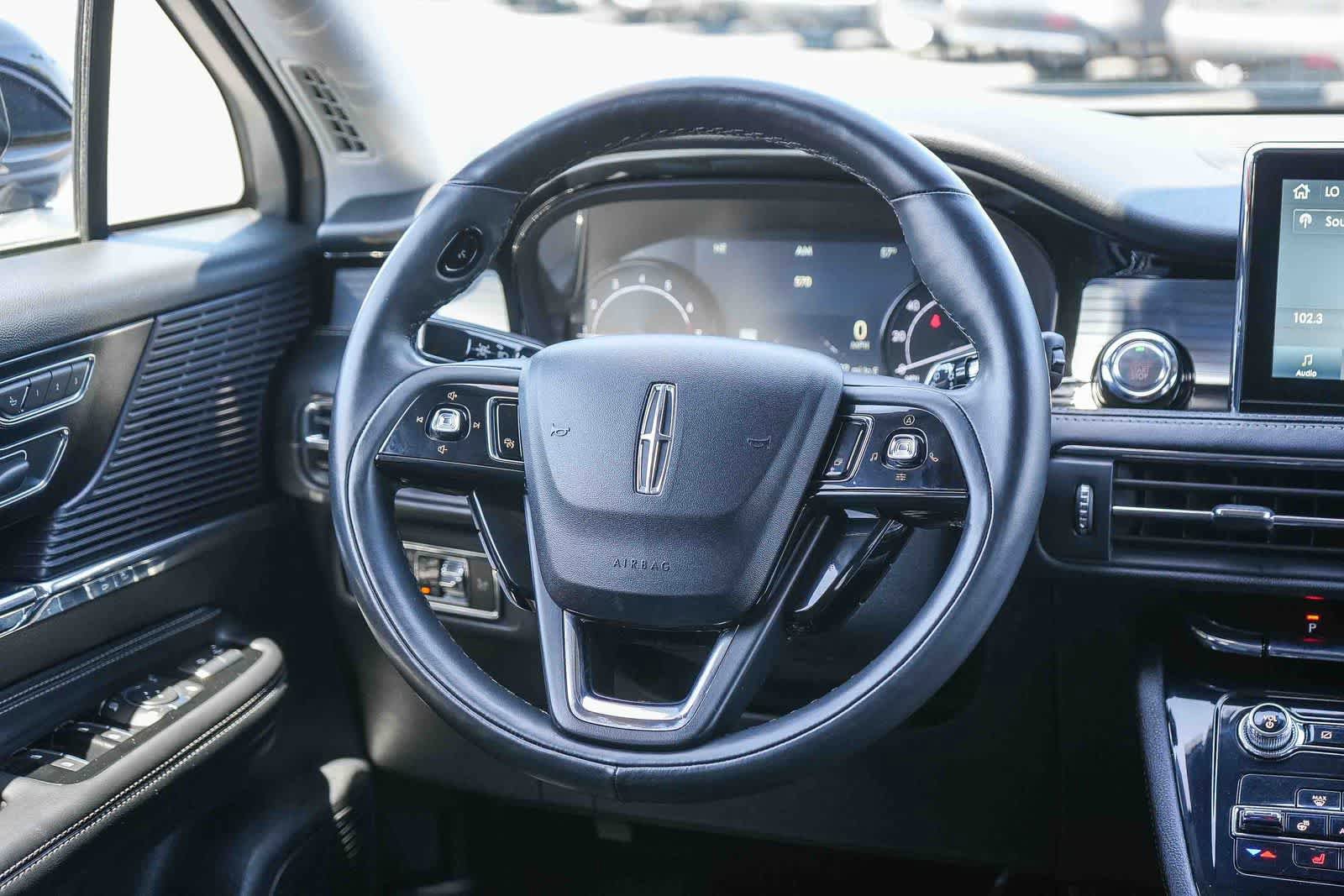 Used 2021 Lincoln Corsair FWD w/ Premium Package image 16