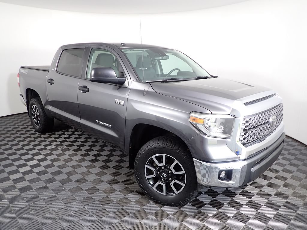 Used 2018 Toyota Tundra SR5 w/ TRD Off Road Package AWD/4WD image 9