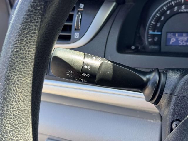 Used 2012 Toyota Camry LE image 25