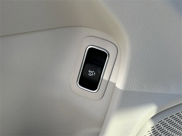 Certified 2025 Mercedes-Benz CLA 250 4MATIC image 16