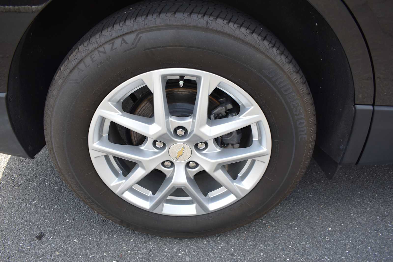 Used 2023 Chevrolet Equinox LT AWD/4WD image 11