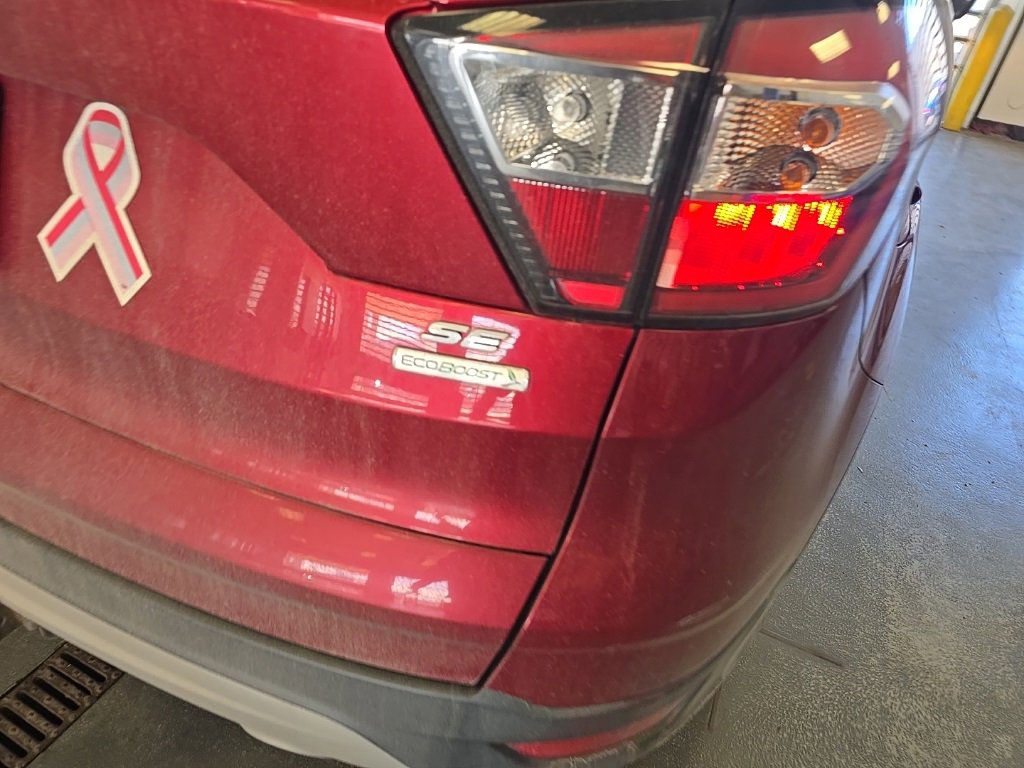 Certified 2017 Ford Escape SE image 9