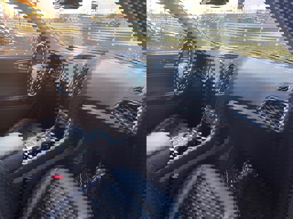 Used 2024 Ford Edge SEL image 21