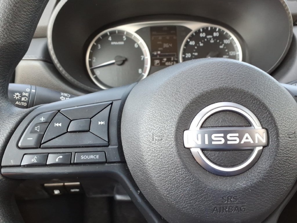 Used 2025 Nissan Versa S w/ S Plus Package FWD image 17
