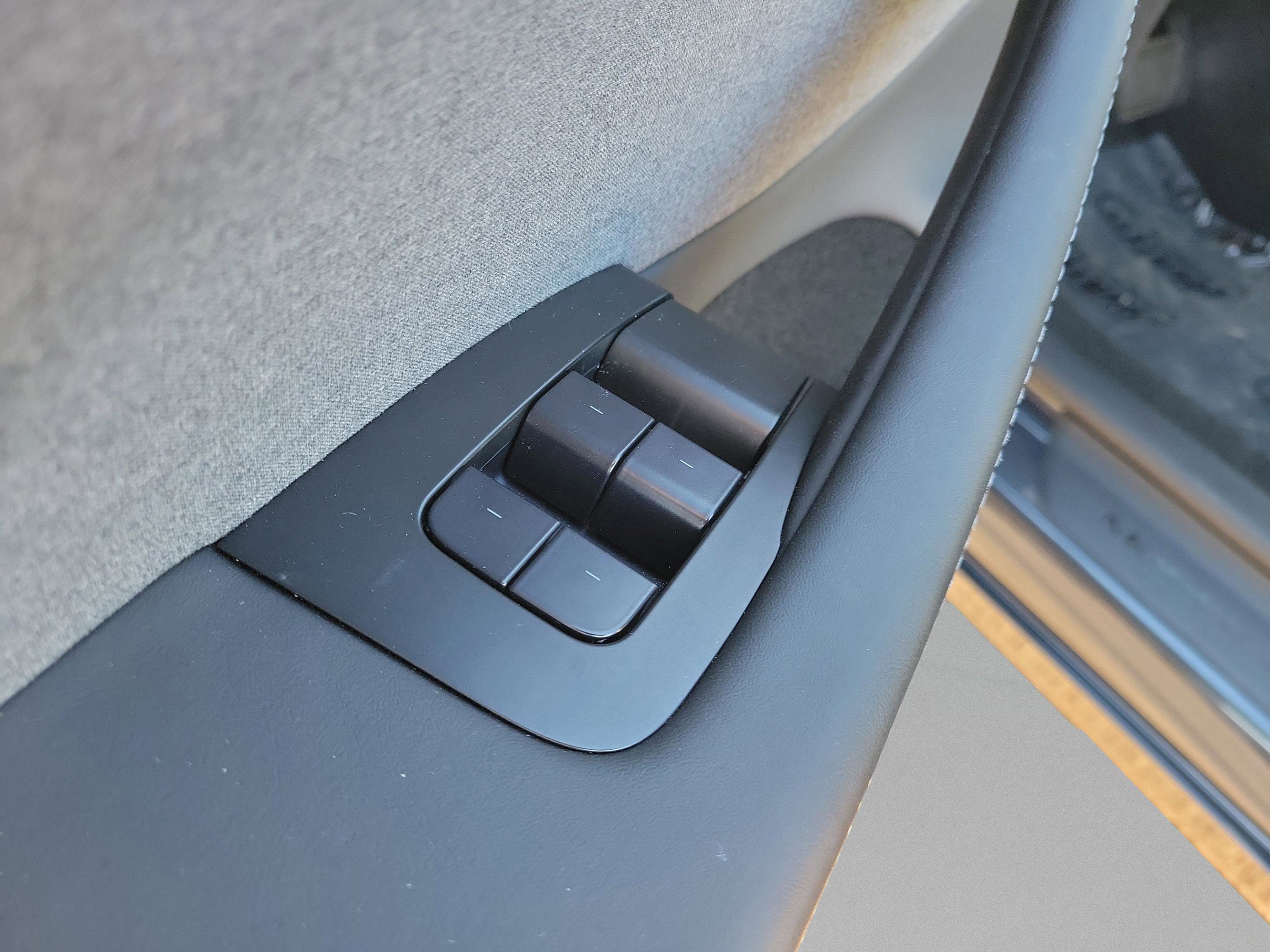 Used 2024 Tesla Model 3 image 16