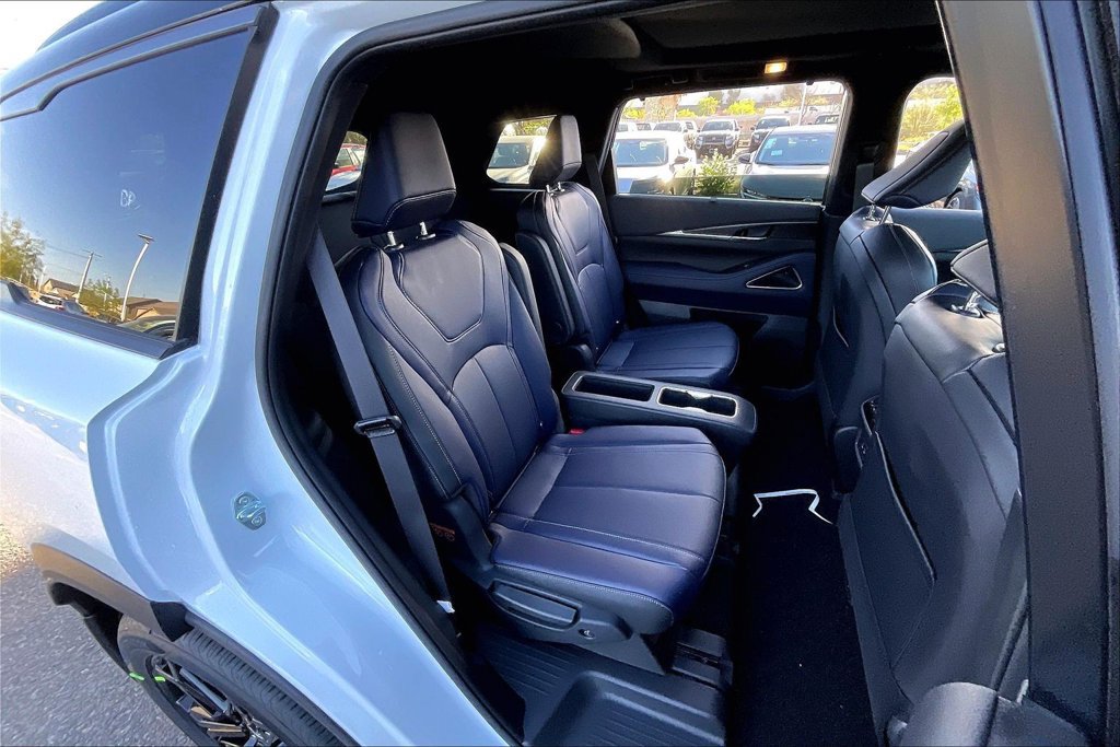 New 2026 INFINITI QX60 Luxe AWD/4WD image 10