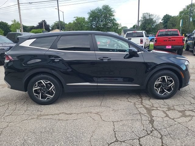 Used 2023 Kia Sportage LX FWD image 17
