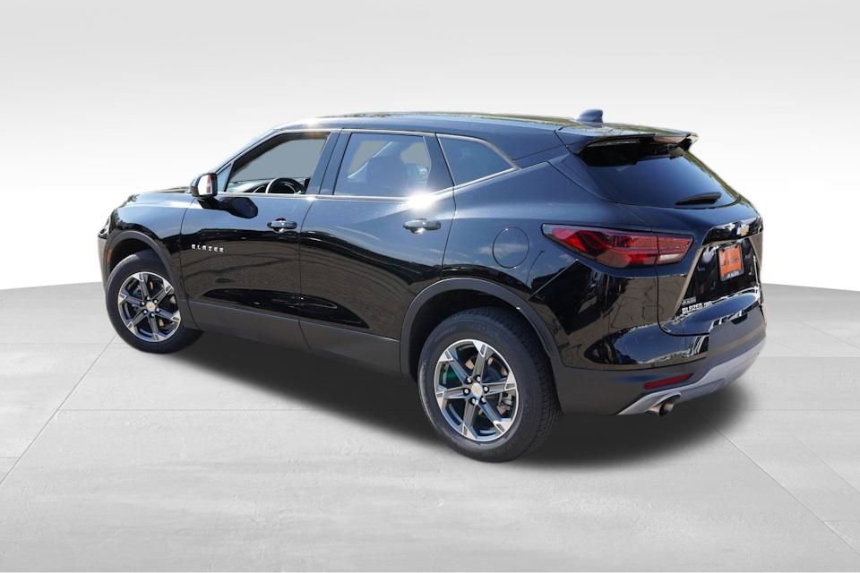 Certified 2025 Chevrolet Blazer LT image 8