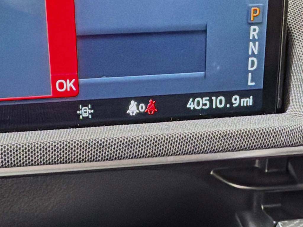 Used 2021 Ford Mustang Mach-E Select image 31