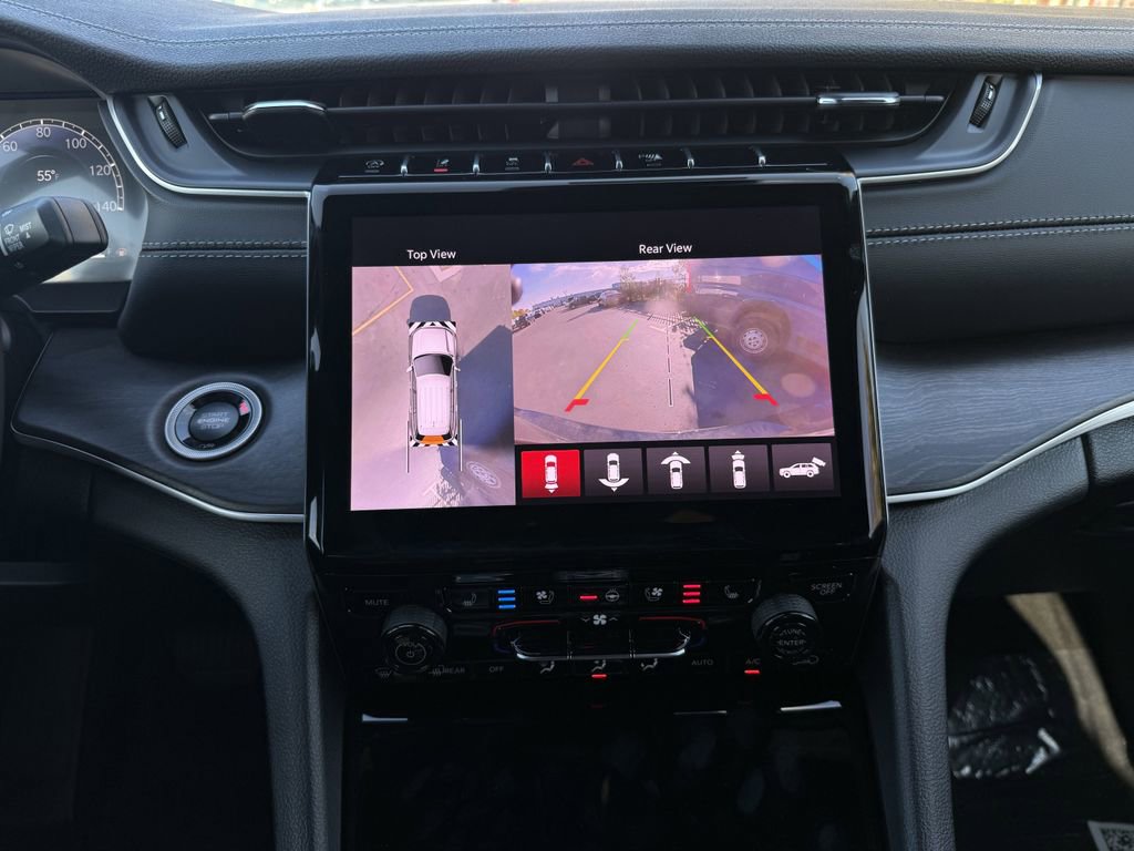 New 2025 Jeep Grand Cherokee L Limited w/ Luxury Tech Group II image 19