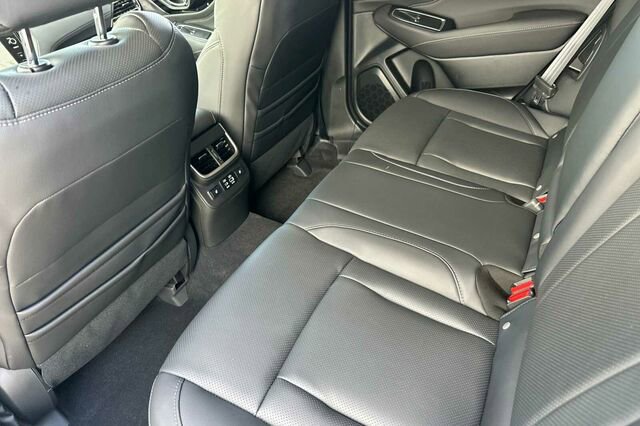 New 2025 Subaru Outback Touring XT w/ Popular Package #2 image 13