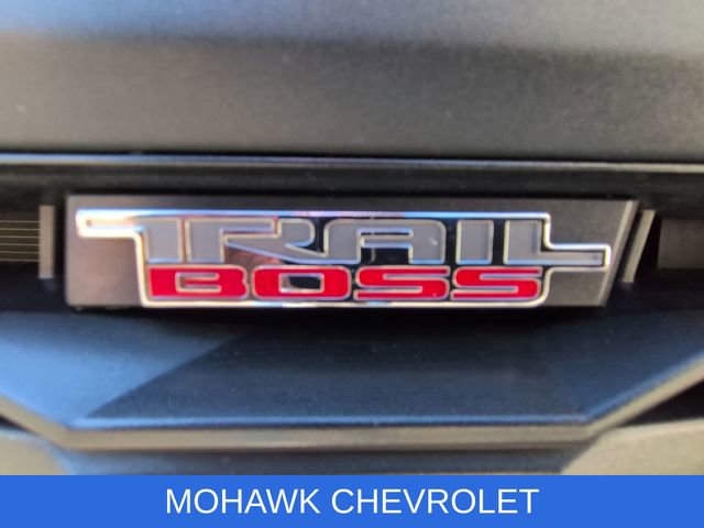 Used 2023 Chevrolet Colorado Trail Boss w/ Advanced Trailering Package AWD/4WD image 32