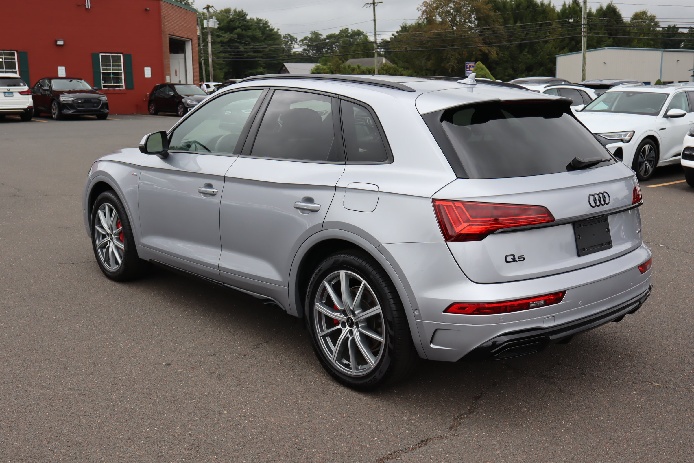 Used 2025 Audi Q5 e Prestige image 7