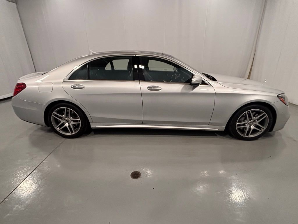 Used 2020 Mercedes-Benz S 560 4MATIC Sedan image 5