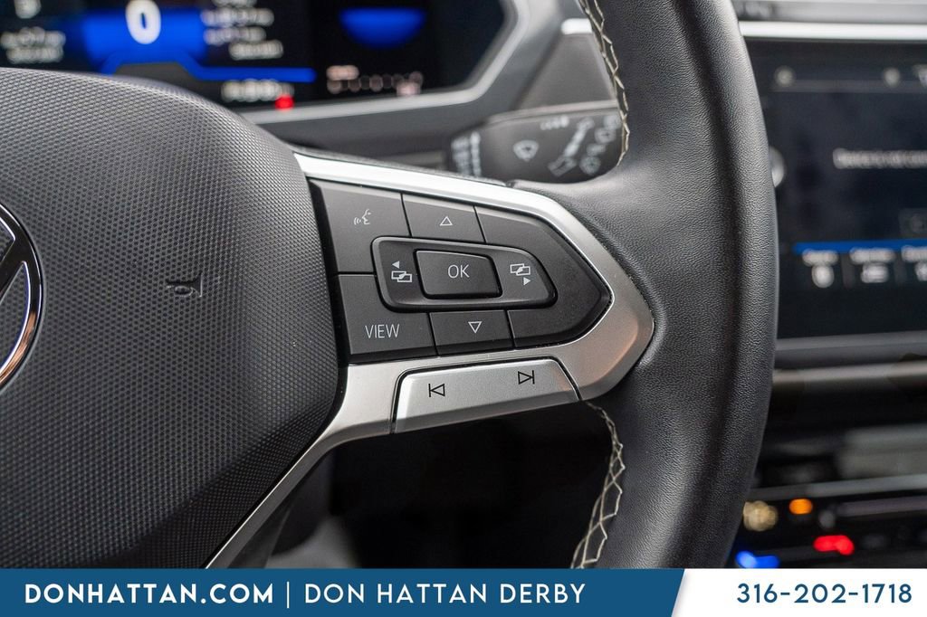 Used 2023 Volkswagen Tiguan SE image 11