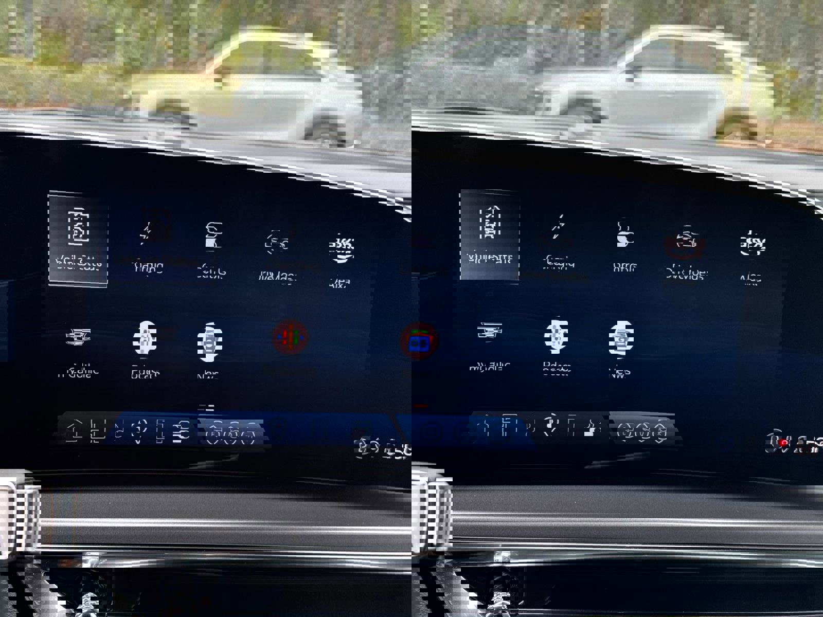 Certified 2024 Cadillac Lyriq Tech image 25