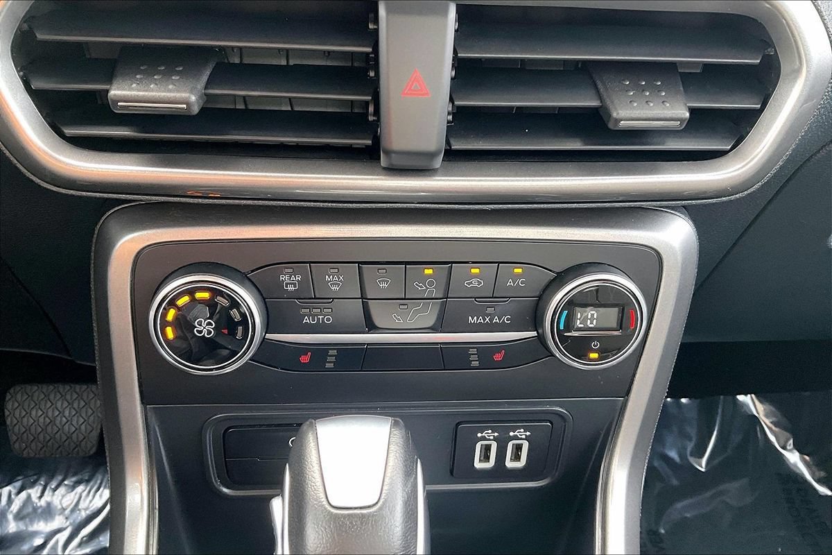 Used 2021 Ford EcoSport SE FWD image 12