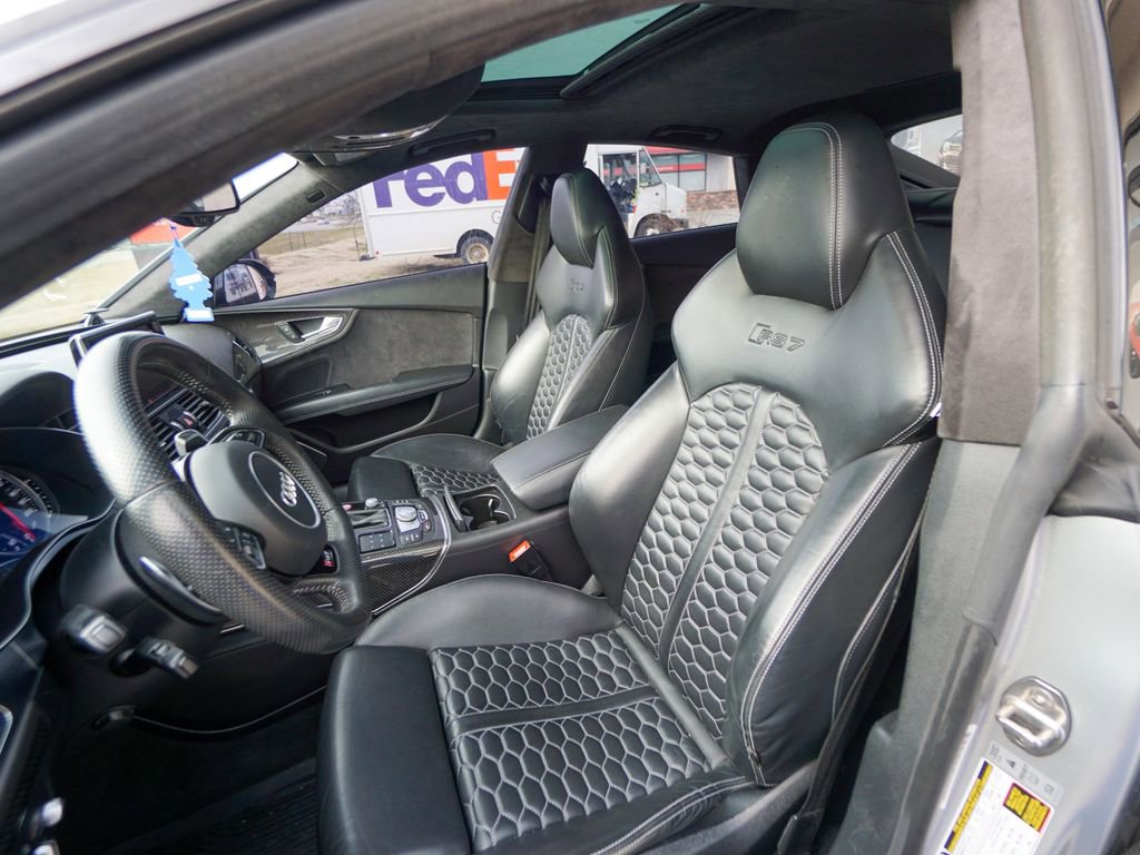 Used 2017 Audi RS 7 Prestige w/ Carbon-Optic Package image 20