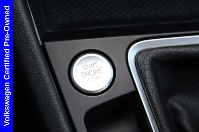 Used 2024 Volkswagen Jetta SE image 30