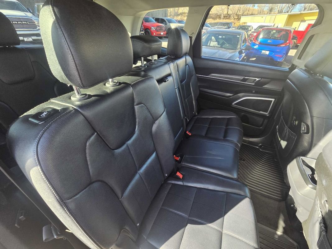 Used 2020 Kia Telluride EX w/ Towing Package image 12