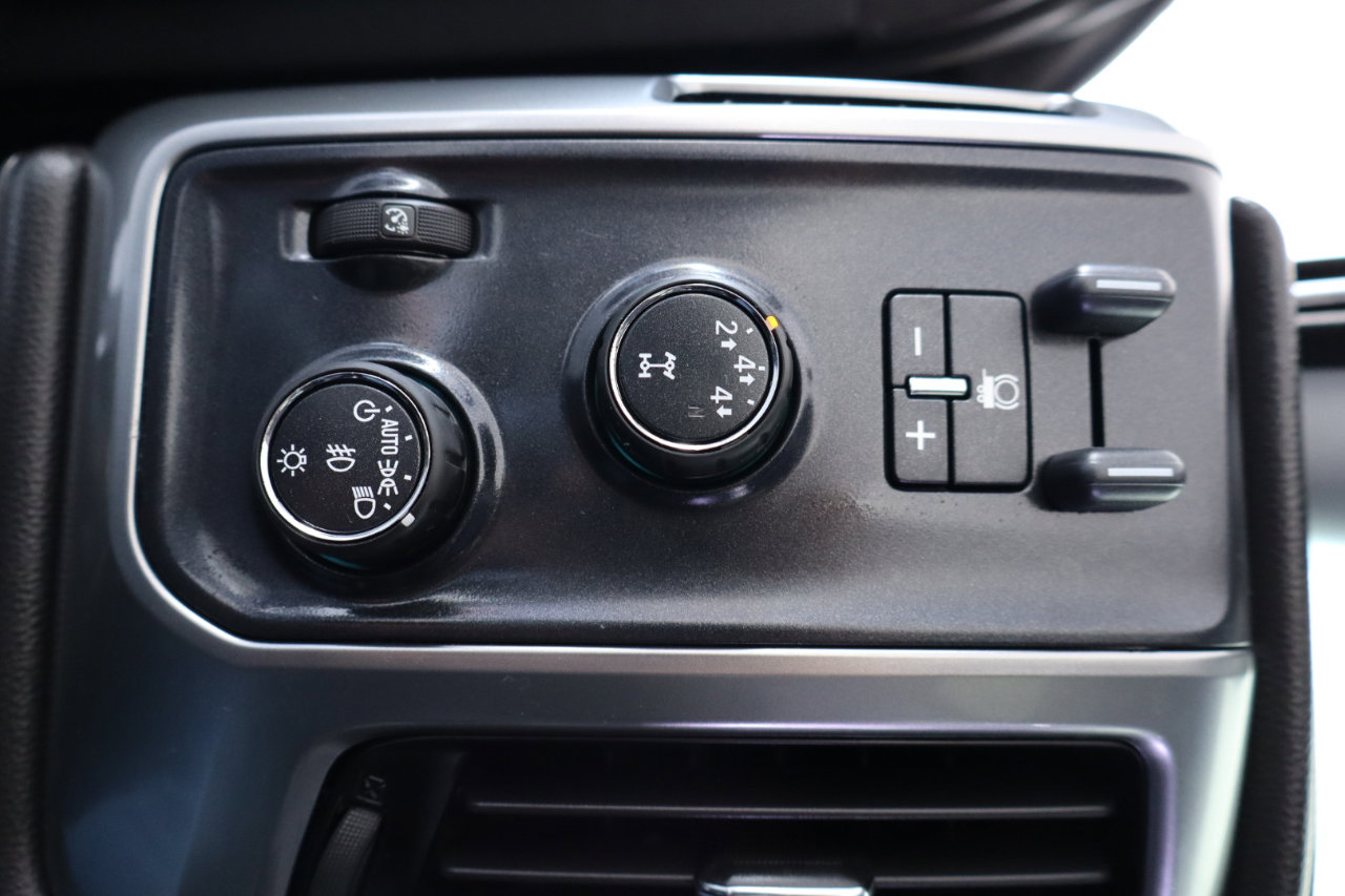 Used 2015 Chevrolet Silverado 2500 LTZ image 25