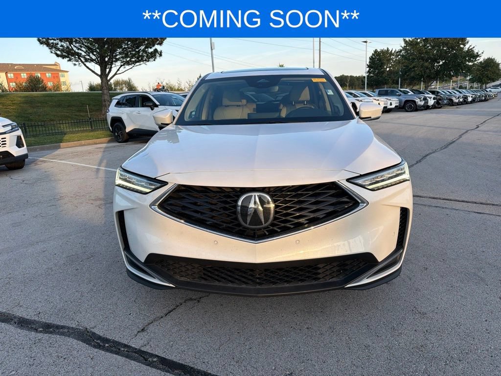 Used 2025 Acura MDX w/ Technology Package AWD/4WD image 2