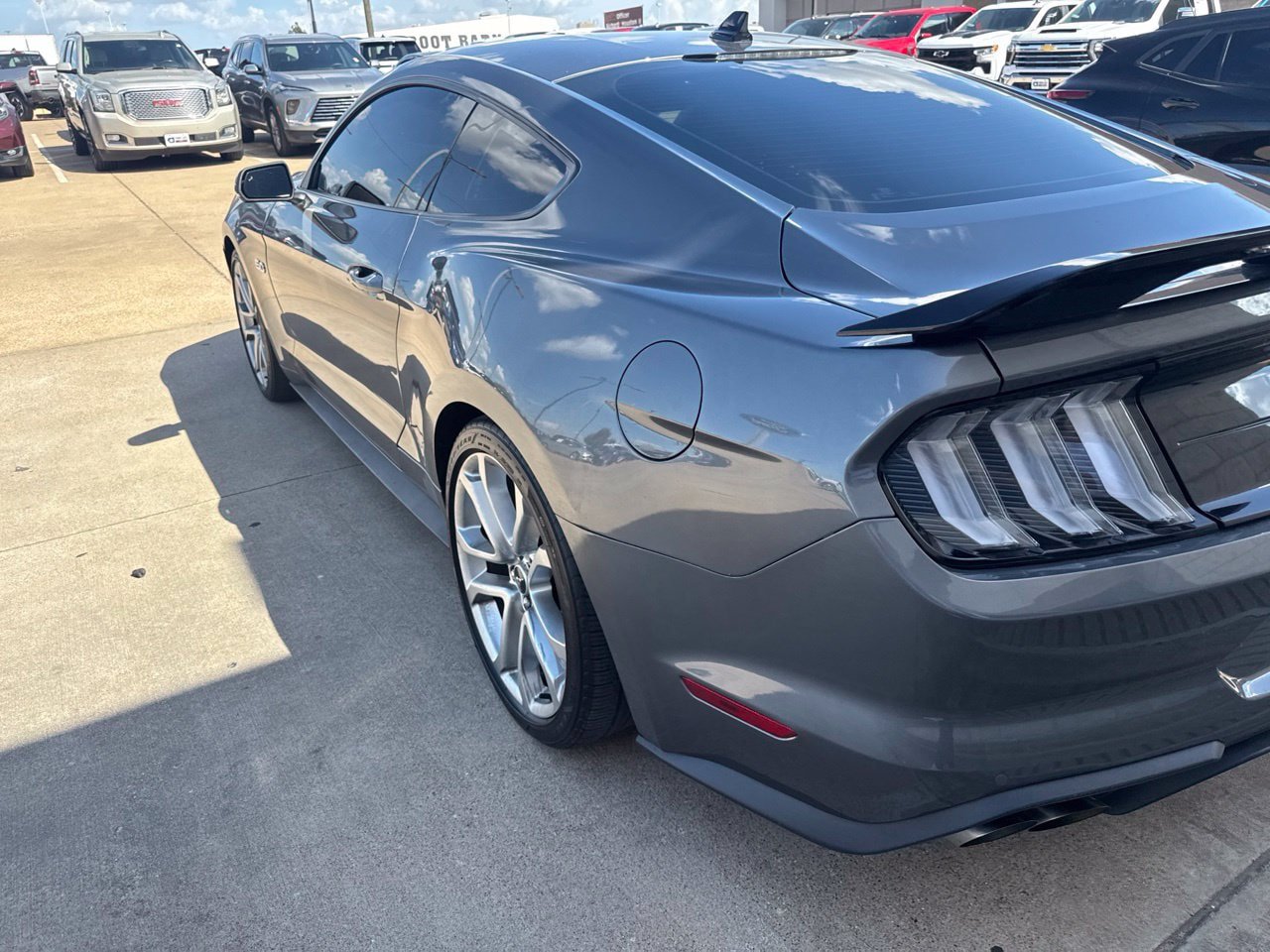 Used 2022 Ford Mustang GT Premium w/ Equipment Group 401A RWD image 7