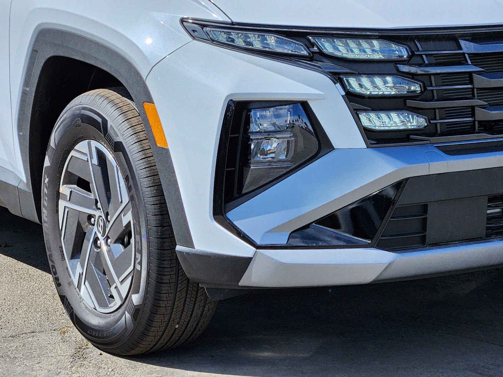 New 2025 Hyundai Tucson Blue image 10