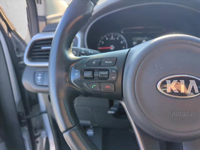 Used 2017 Kia Sorento LX w/ LX Convenience Package image 14