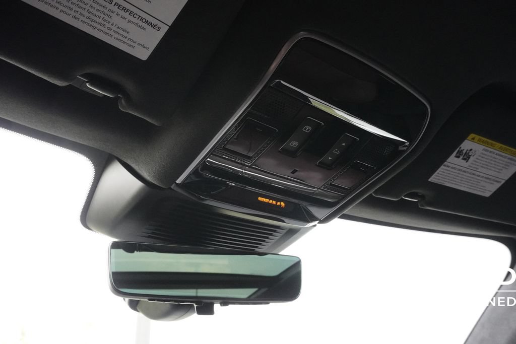 Used 2025 Land Rover Range Rover Sport Autobiography AWD/4WD image 16