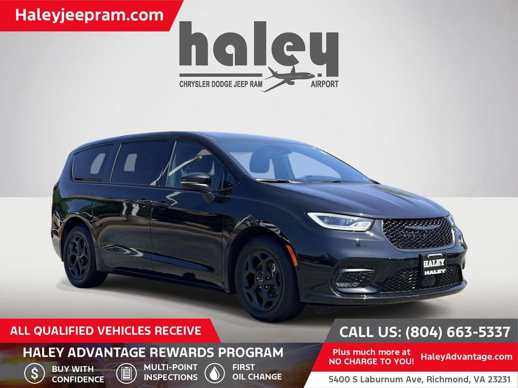 Used 2023 Chrysler Pacifica Touring-L w/ S Appearance Package FWD video 1