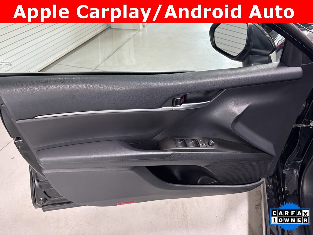 Used 2023 Toyota Camry SE image 12