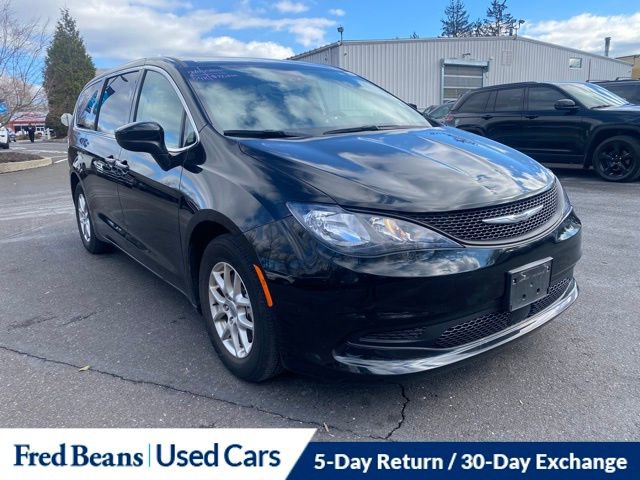 Used 2023 Chrysler Voyager LX
