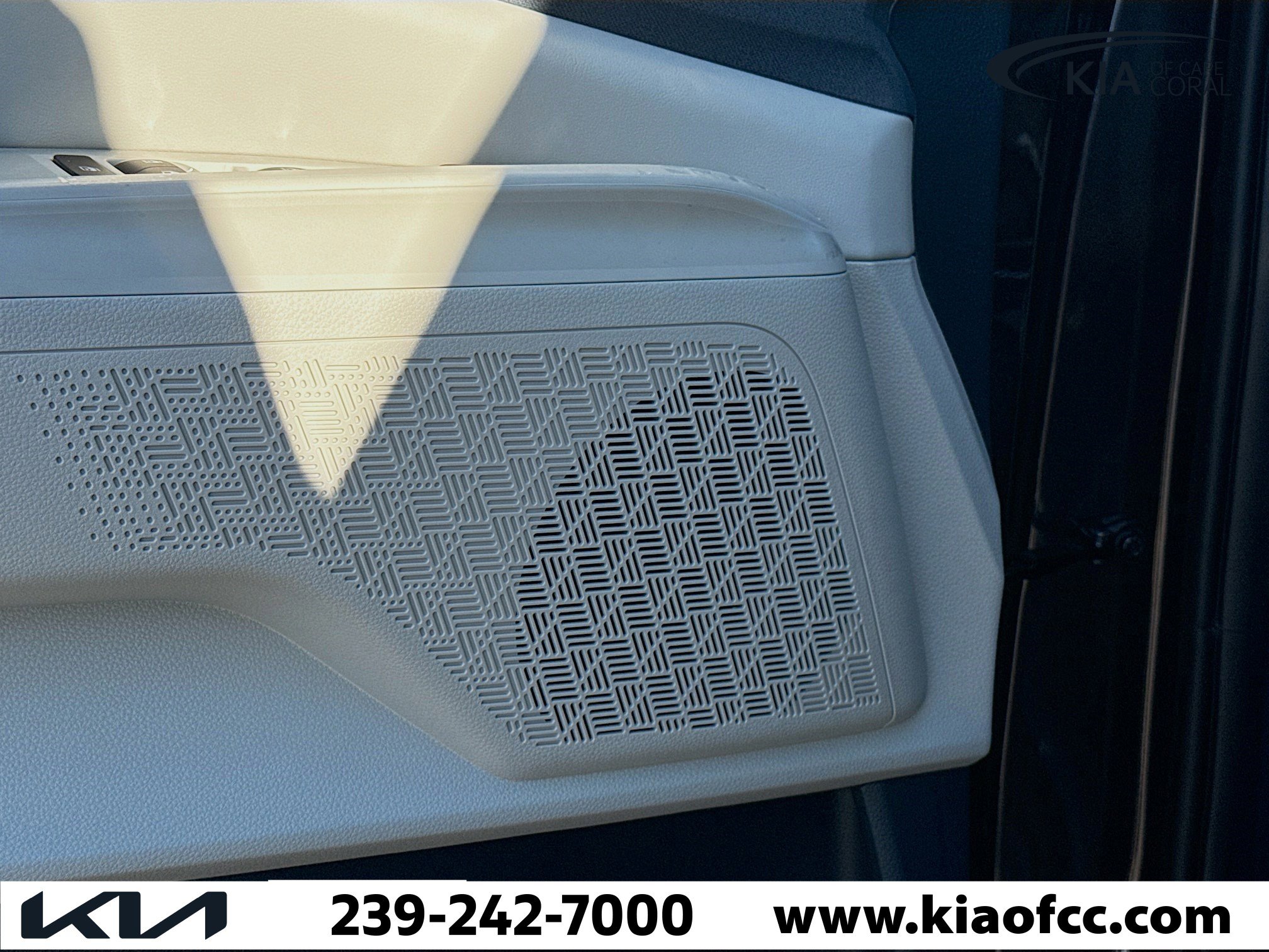 New 2026 Kia Carnival EX image 25