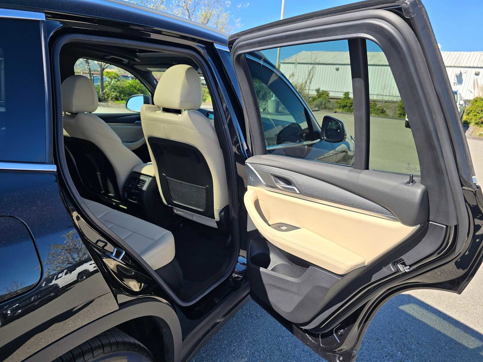 Used 2023 BMW X3 xDrive30i w/ Premium Package image 14