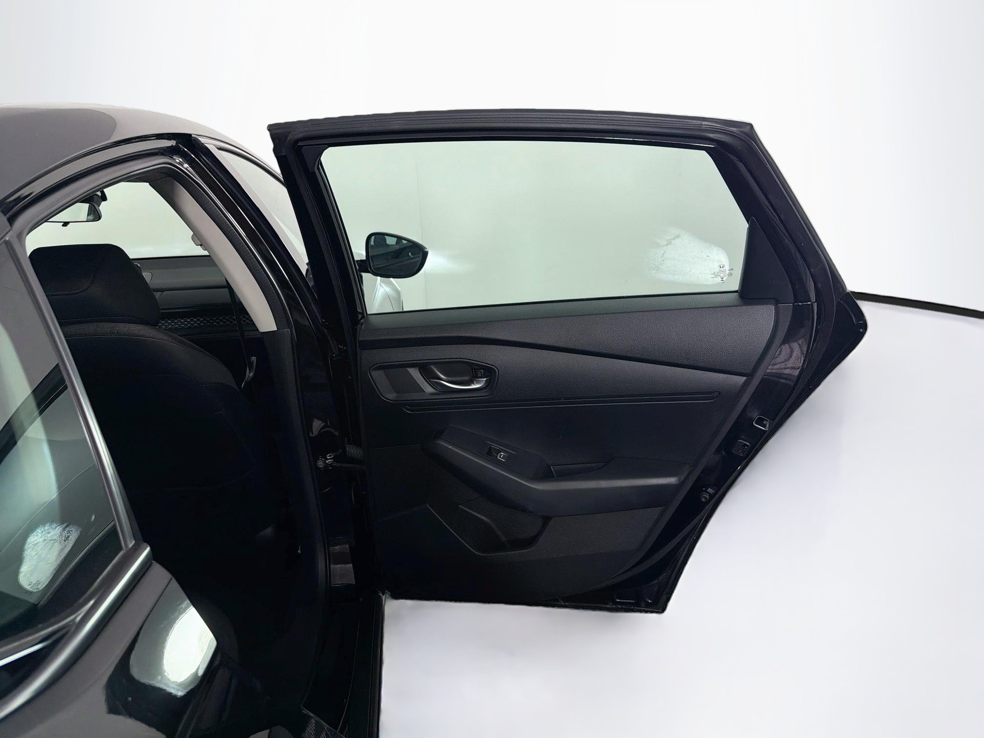Used 2025 Honda Accord SE image 30
