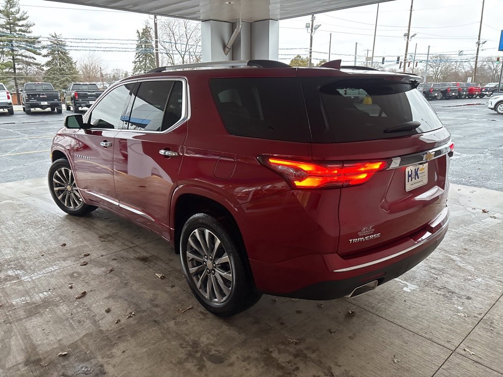 Used 2023 Chevrolet Traverse Premier w/ LPO, Floor Liner Package image 4