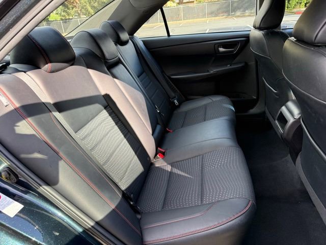 Used 2015 Toyota Camry SE image 27