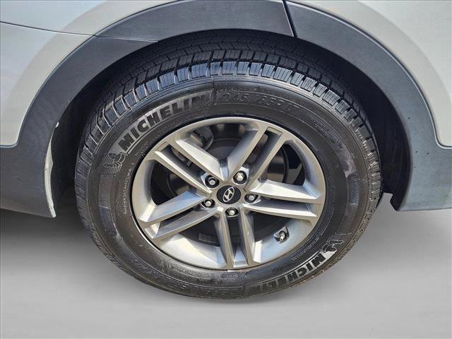 Used 2017 Hyundai Santa Fe Sport AWD/4WD image 8