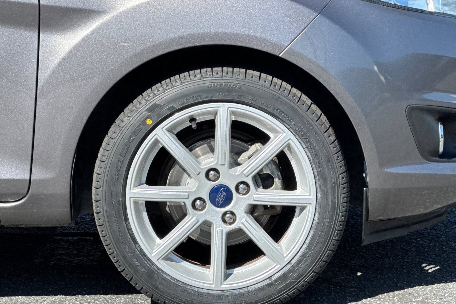 Used 2014 Ford Fiesta SE w/ Equipment Group 201B FWD image 23
