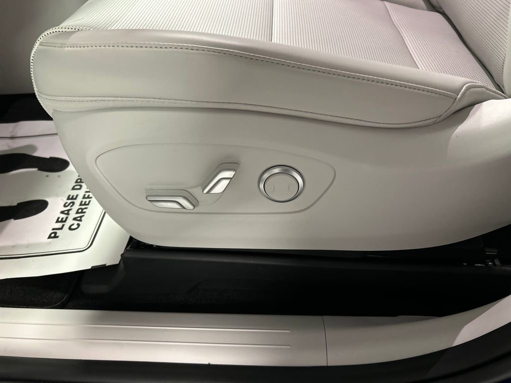 New 2026 Hyundai Ioniq 9 SEL image 11