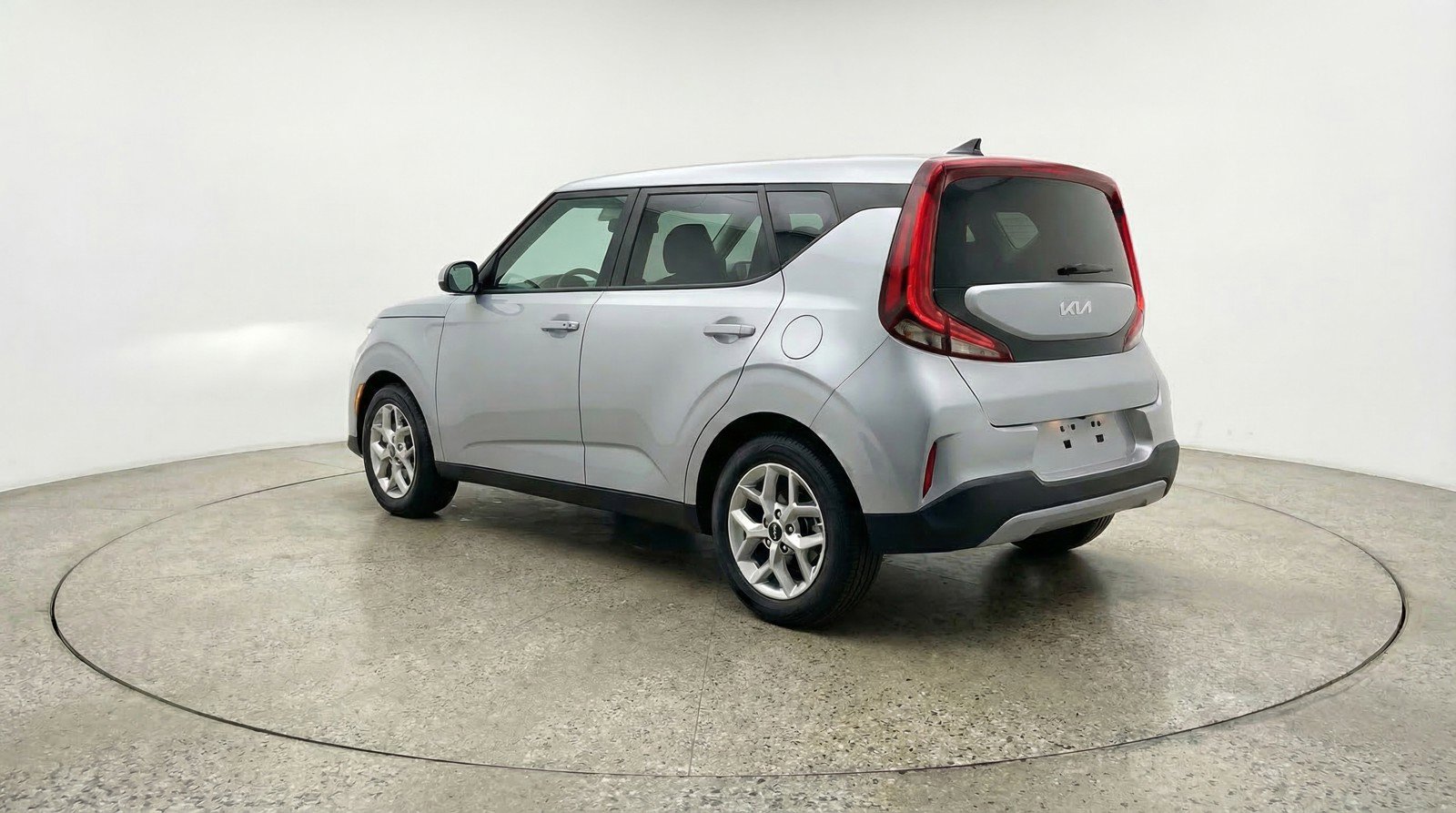 Used 2025 Kia Soul LX w/ LX Technology Package image 6