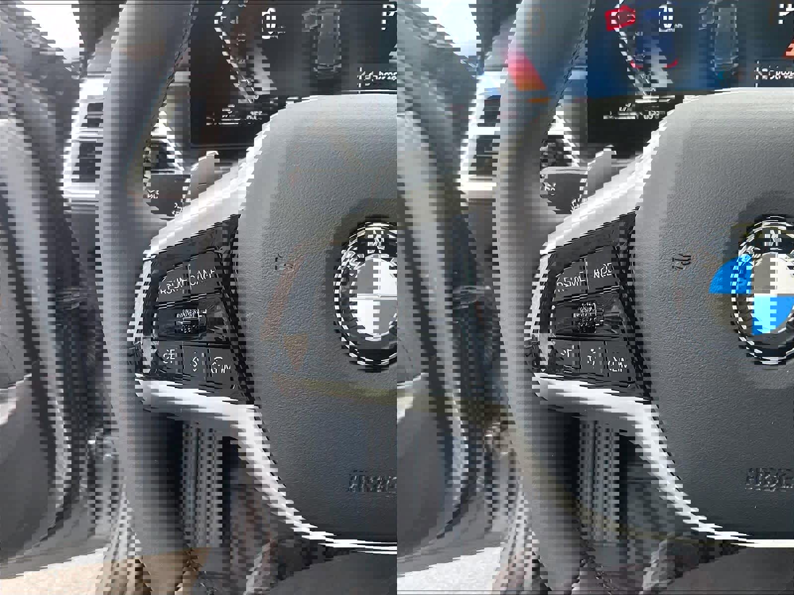 Used 2025 BMW 330i Sedan w/ Premium Package RWD image 20