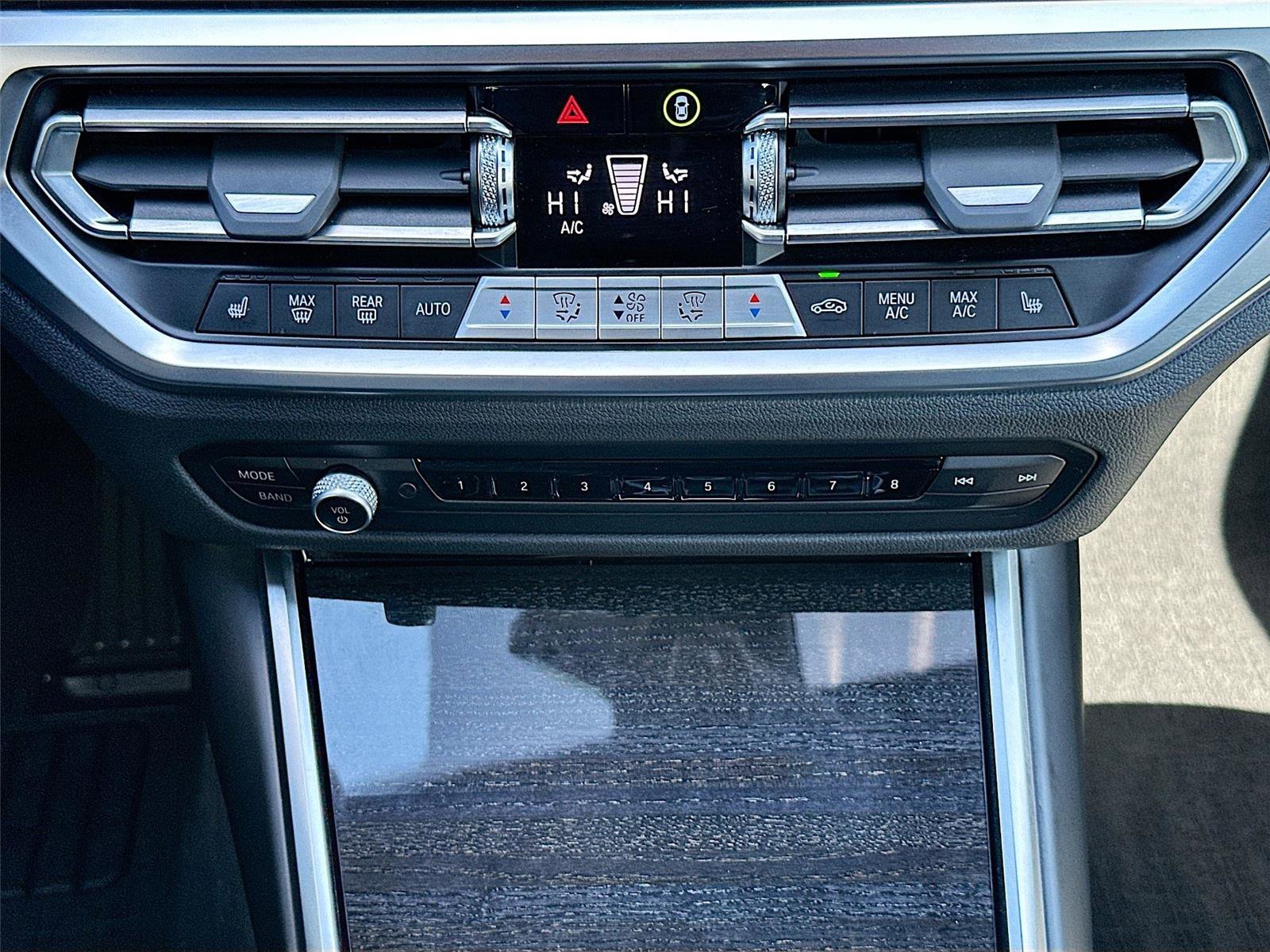 Used 2023 BMW 430i xDrive Coupe w/ Parking Assistance Package image 14