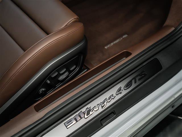 Certified 2026 Porsche 911 Targa 4 GTS image 34