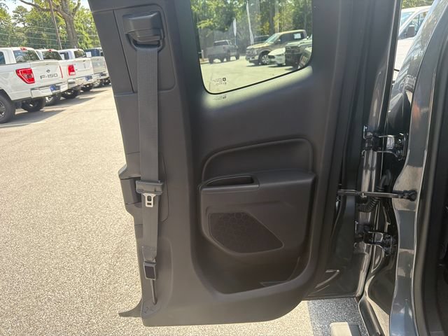 Used 2016 Chevrolet Colorado Z71 RWD image 18