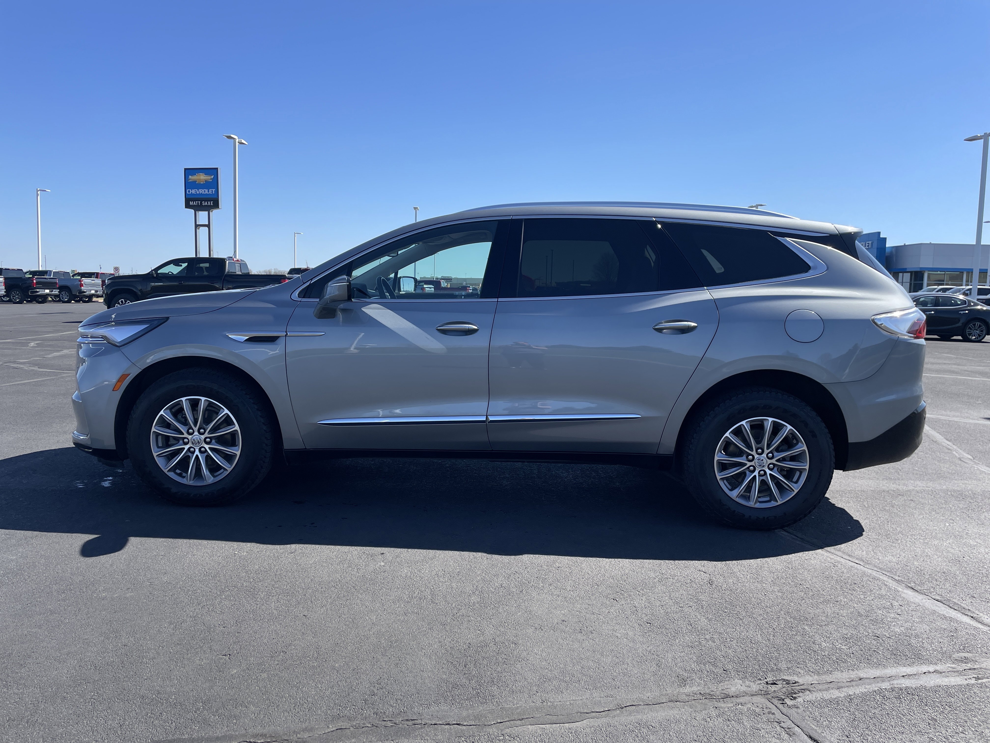 Used 2023 Buick Enclave Essence w/ Trailering Package, 5000 lbs. AWD/4WD image 2