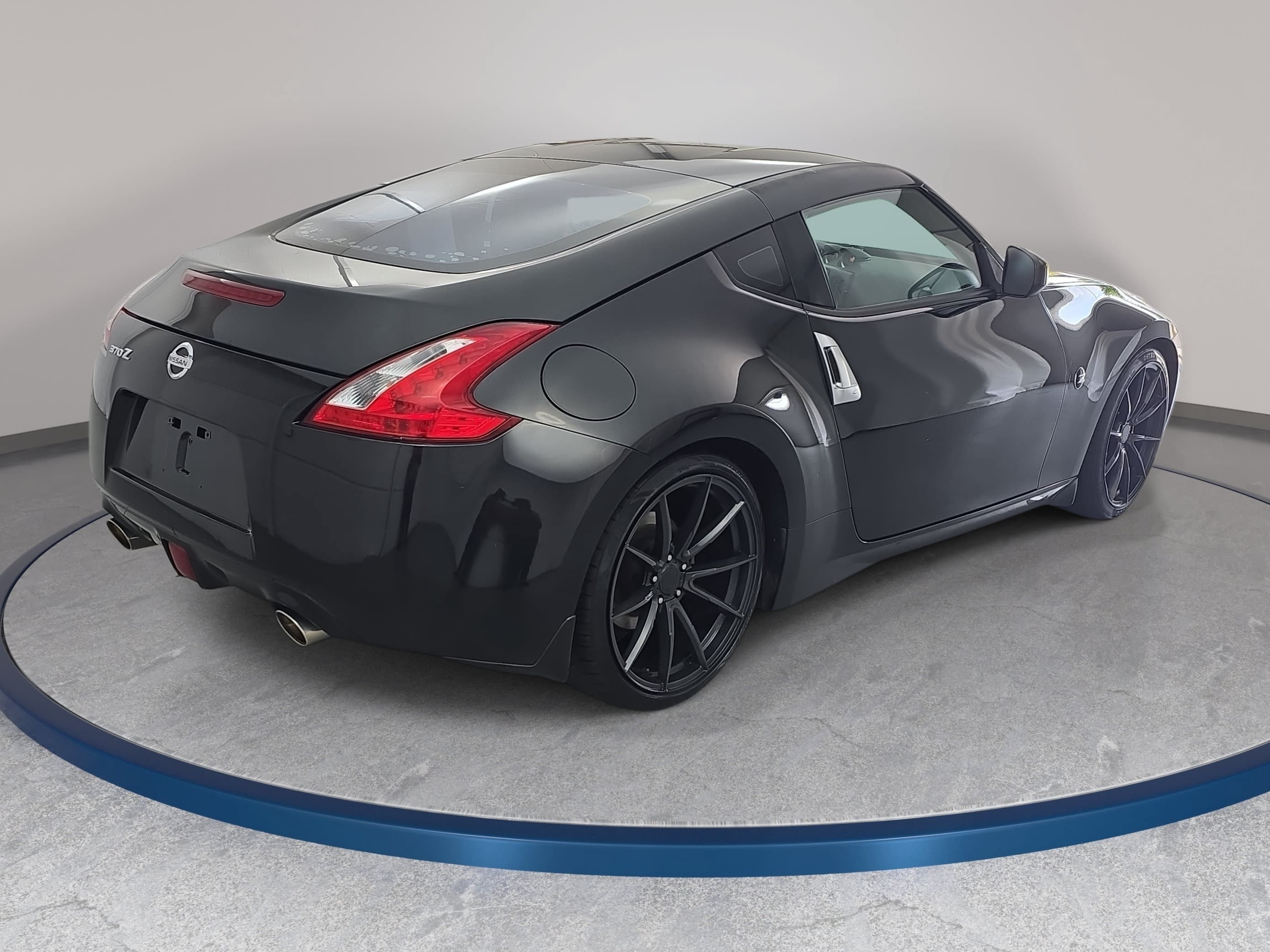 Used 2016 Nissan 370Z Coupe RWD image 5