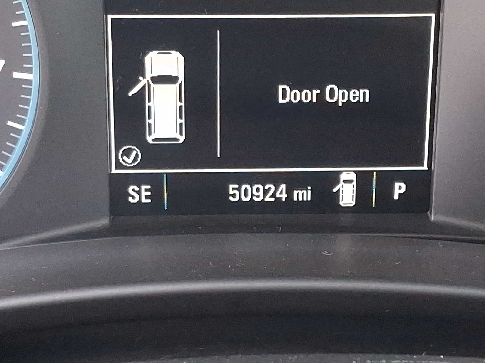 Used 2019 Chevrolet Equinox LS AWD/4WD image 21