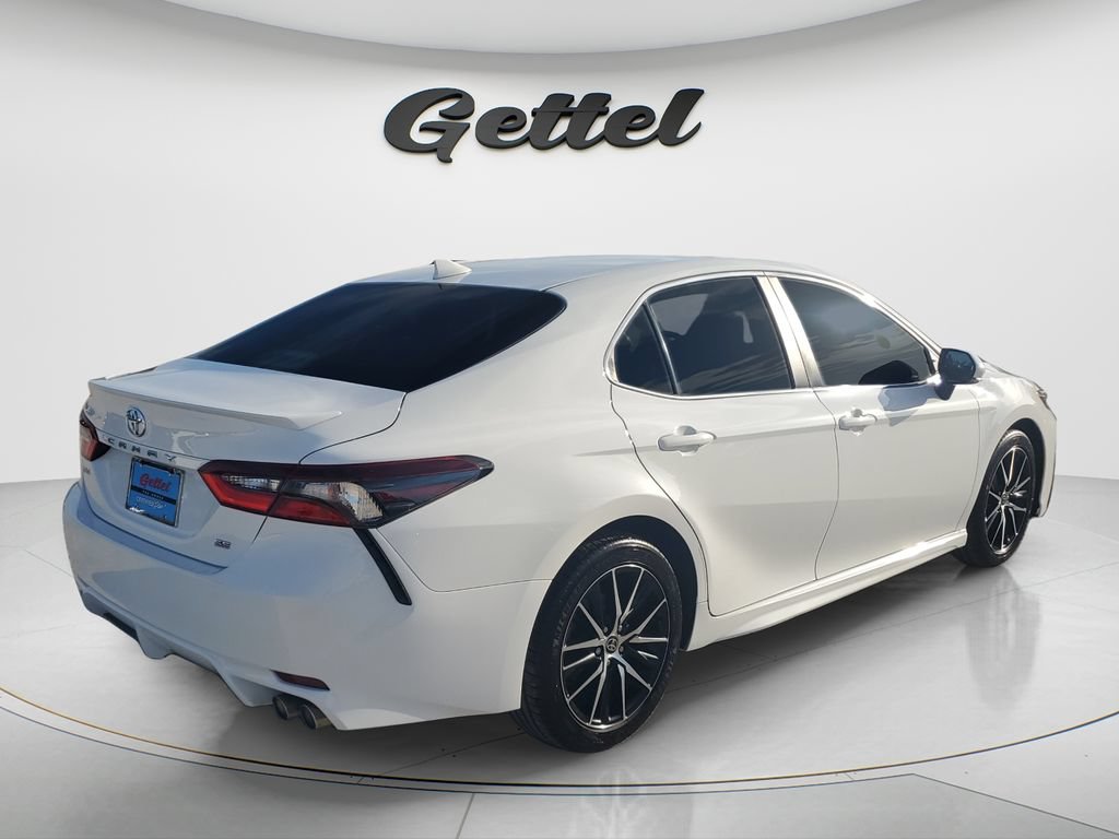 Certified 2023 Toyota Camry SE FWD image 5